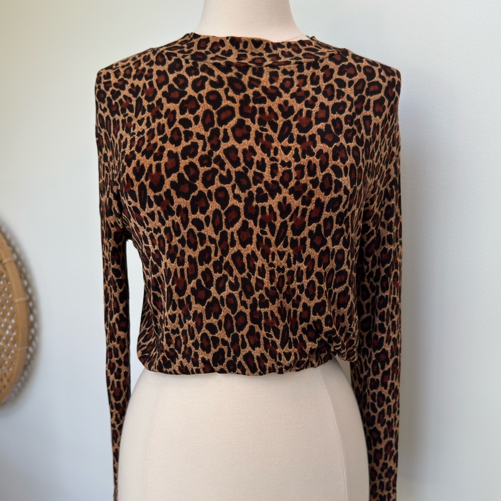 Vintage Cropped Long-Sleeve Cheetah Print Tee